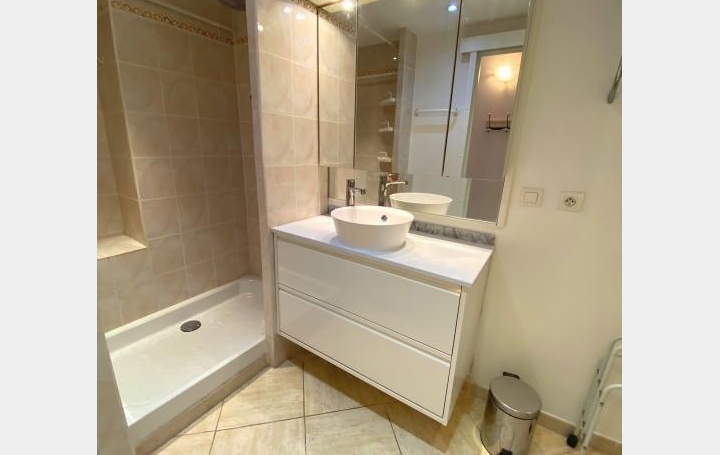 4 Pièces LE GRAU-DU-ROI (30240)  85 m2 397 860 € 