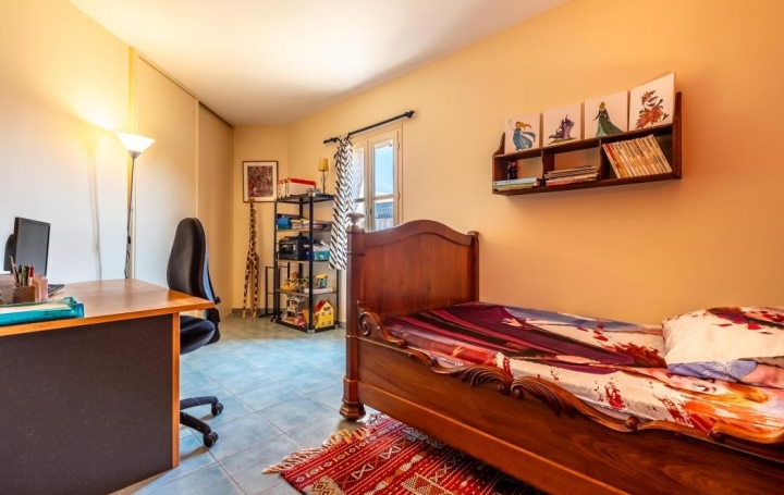 Villa AIGUES-MORTES (30220)  185 m2 895 260 € 