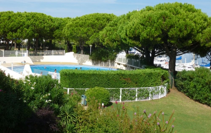 Studio LE GRAU-DU-ROI (30240)  21 m2 143 775 € 