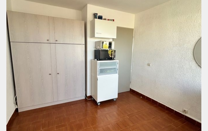 Studio LE GRAU-DU-ROI (30240)  21 m2 115 000 € 