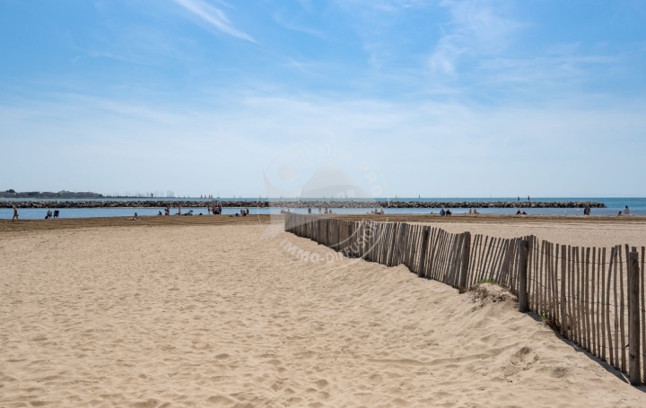 1 Pièce LE GRAU-DU-ROI (30240)  36 m2 231 660 € 