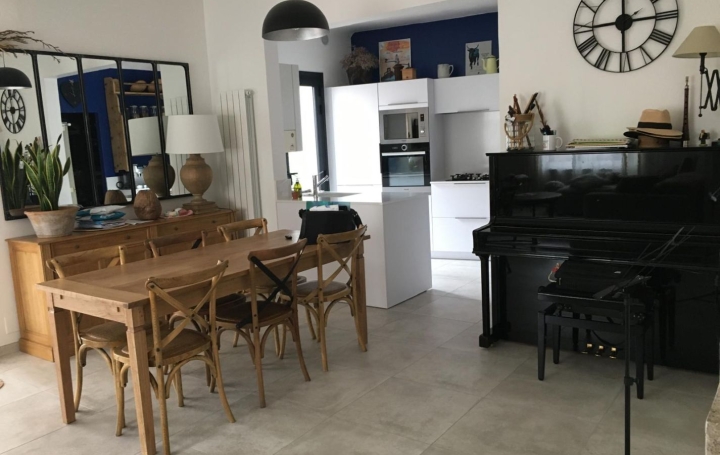 Maison LE GRAU-DU-ROI (30240)  100 m2 565 000 € 