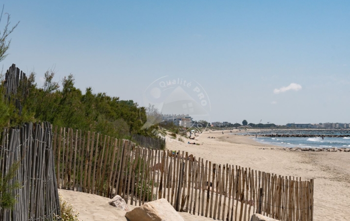 Studio LE GRAU-DU-ROI (30240)  23 m2 127 800 € 