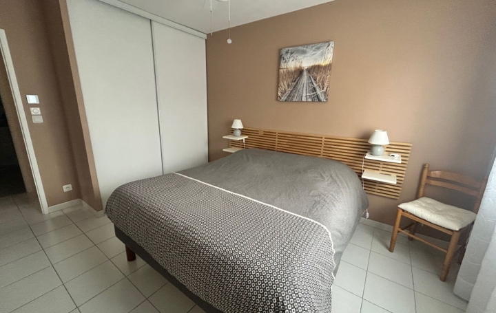 Maison VAUVERT (30600)  110 m2 376 920 € 