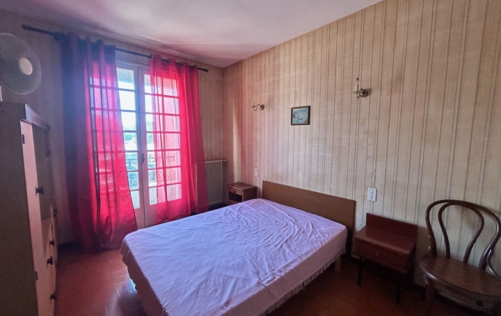 Immeuble LE GRAU-DU-ROI (30240)  144 m2 680 550 € 