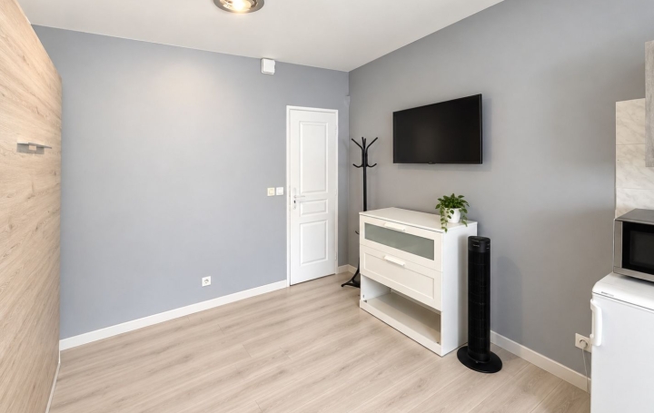 Studio LE GRAU-DU-ROI (30240)  18 m2 80 000 € 
