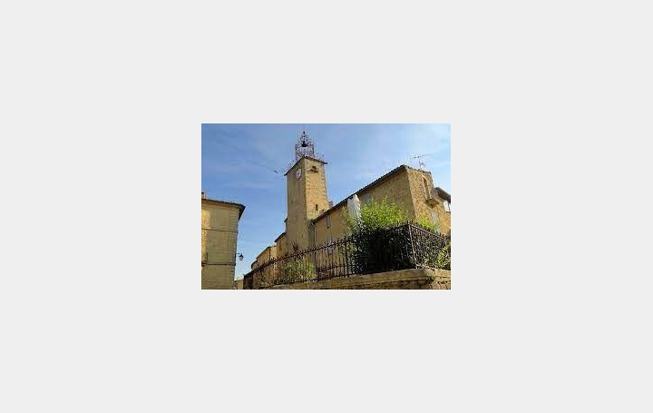 Local commercial VERS-PONT-DU-GARD (30210)  55 m2 480 € 