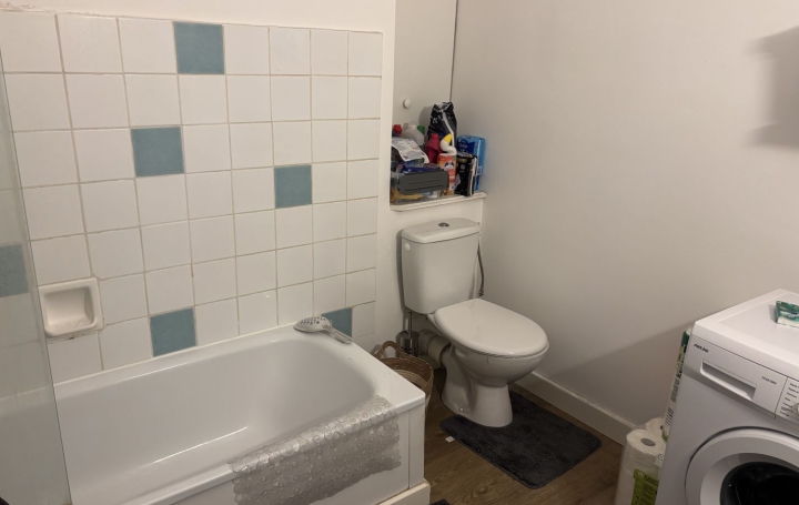 2 Pièces REMOULINS (30210)  55 m2 580 € 