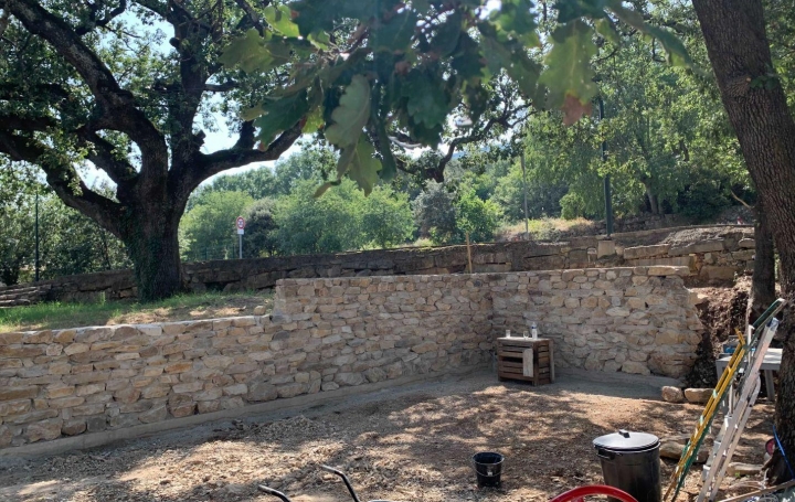 Réseau Immo-diffusion : Terrain  CAZILHAC  10 m2 500 000 € 