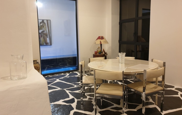 Propriété SOMMIERES (30250)  420 m2 995 000 € 