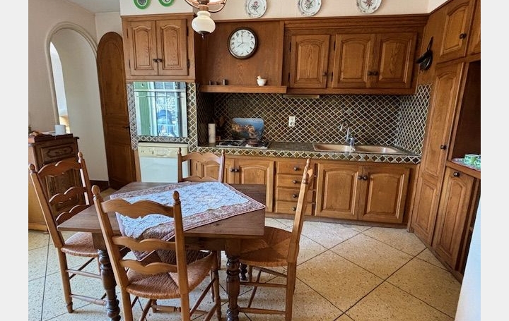 Maison de village REMOULINS (30210)  110 m2 139 000 € 