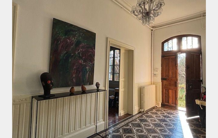 Maison NIMES (30000)  260 m2 680 000 € 