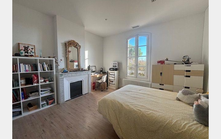 Maison NIMES (30000)  260 m2 680 000 € 