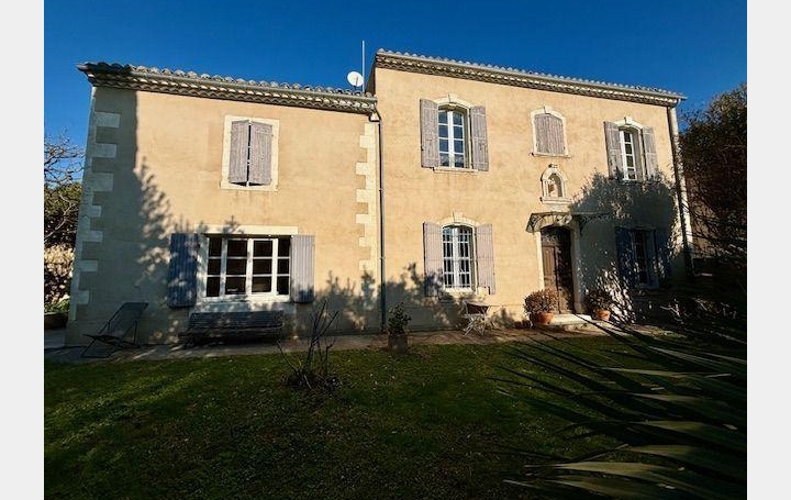 Maison NIMES (30000)  260 m2 680 000 € 