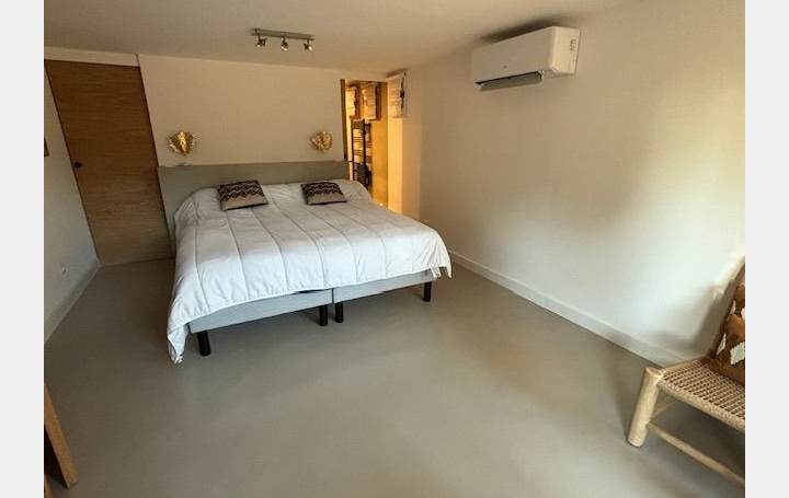 Maison NIMES (30000)  300 m2 710 000 € 