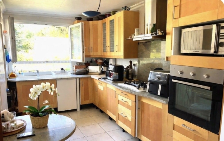 Maison MONTPELLIER (34000)  170 m2 650 000 € 