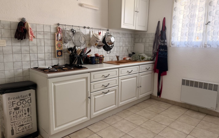 Villa NIMES (30000)  80 m2 227 000 € 