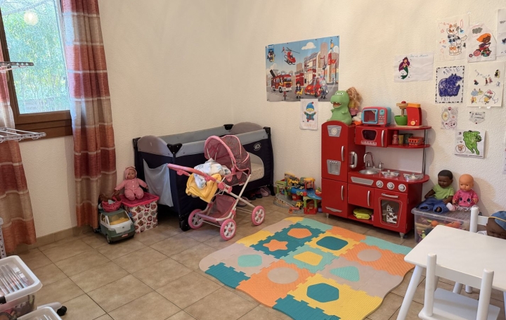 Villa NIMES (30000)  80 m2 227 000 € 