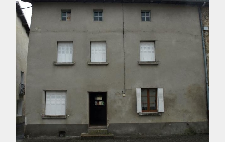 Réseau Immo-diffusion : Maison de village  CHOMELIX  130 m2 109 000 € 