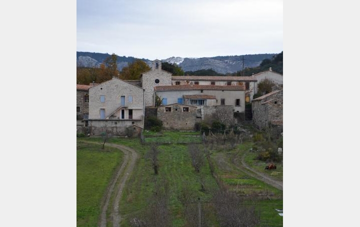 Réseau Immo-diffusion : Maison  VIEUSSAN  200 m2 129 000 € 