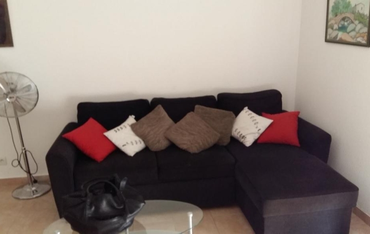 2 Pièces AJACCIO (20090)  48 m2 830 € 