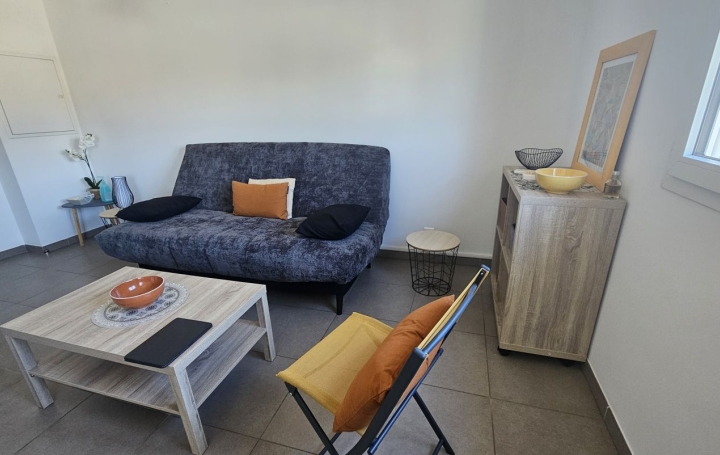 1 Pièce AJACCIO (20090)  25 m2 610 € 