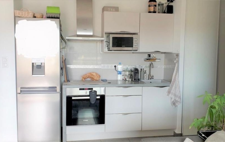 2 Pièces AJACCIO (20090)  45 m2 730 € 