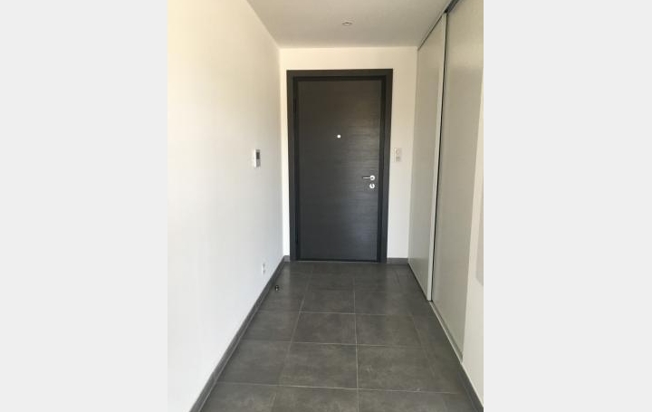 2 Pièces AJACCIO (20090)  45 m2 730 € 