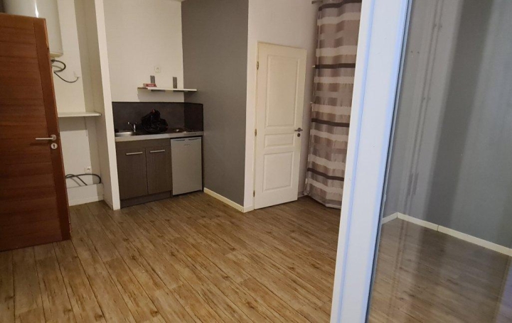Studio AJACCIO (20090)  17 m2 550 € 