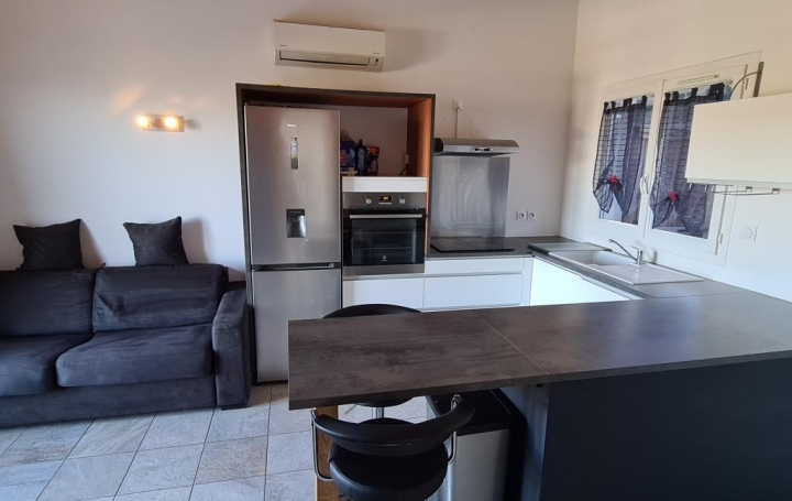 2 Pièces BASTELICACCIA (20129)  32 m2 845 € 