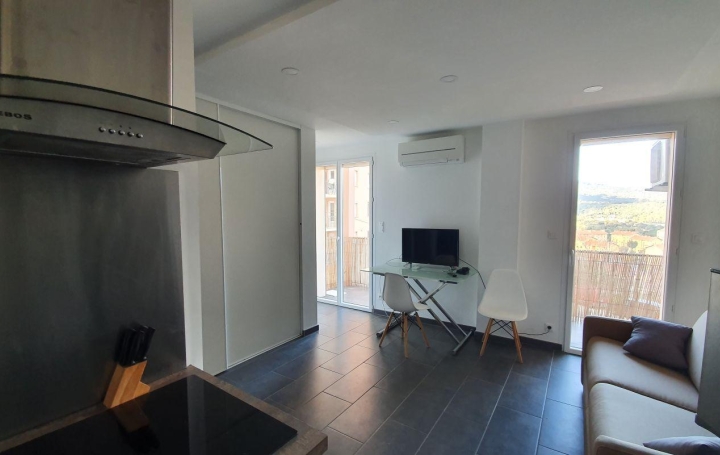 2 Pièces AJACCIO (20090)  33 m2 745 € 