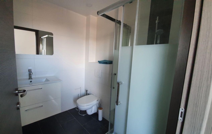 2 Pièces AJACCIO (20090)  33 m2 745 € 