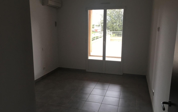 3 Pièces AJACCIO (20090)  67 m2 1 170 € 