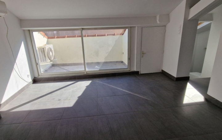 2 Pièces AJACCIO (20090)  25 m2 650 € 