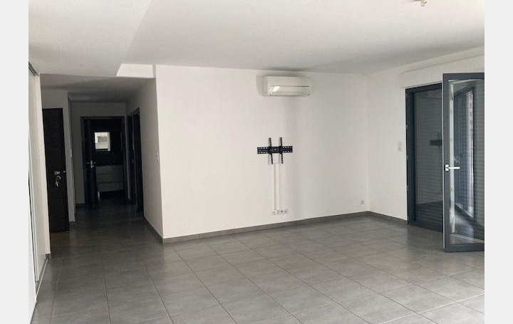3 Pièces AJACCIO (20090)  72 m2 1 160 € 