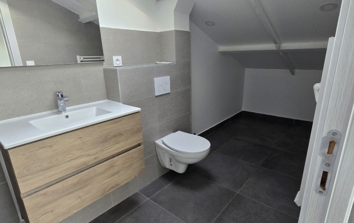 4 Pièces AJACCIO (20000)  84 m2 1 500 € 