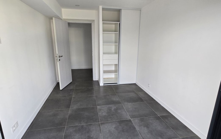 4 Pièces AJACCIO (20000)  84 m2 1 500 € 