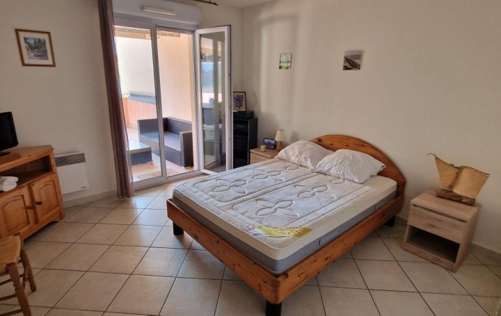 3 Pièces AJACCIO (20090)  81 m2 1 190 € 