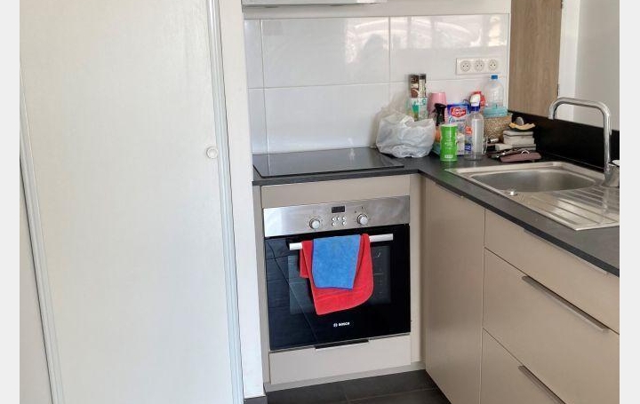 Studio AJACCIO (20090)  34 m2 570 € 