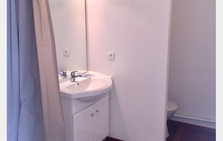 2 Pièces AJACCIO (20090)  40 m2 720 € 