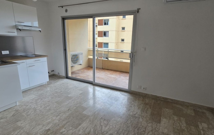2 Pièces AJACCIO (20000)  32 m2 790 € 