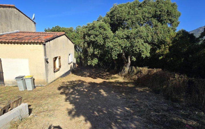 2 Pièces AJACCIO (20000)  34 m2 790 € 