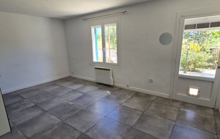 2 Pièces AJACCIO (20090)  44 m2 850 € 