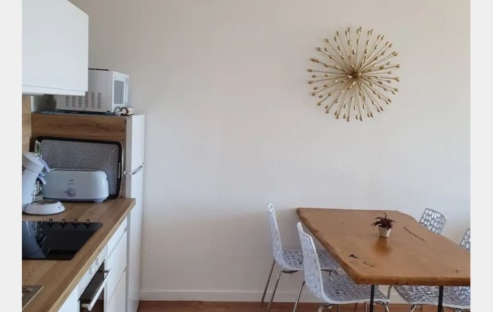 Appartement SAINT-VERAND (69620) 58 m<sup>2</sup> 1 300 € 