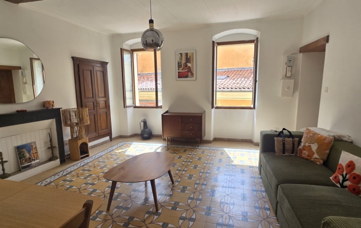 2 Pièces AUREILLE (13930)  49 m2 750 € 