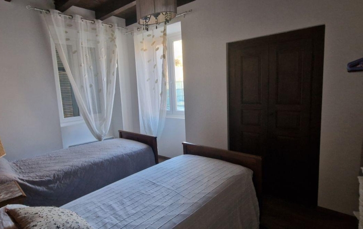 Maison BASTELICA (20119)  165 m2 350 000 € 