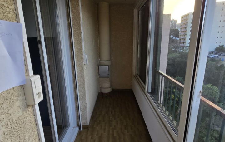 3 Pièces AJACCIO (20000)  73 m2 285 000 € 