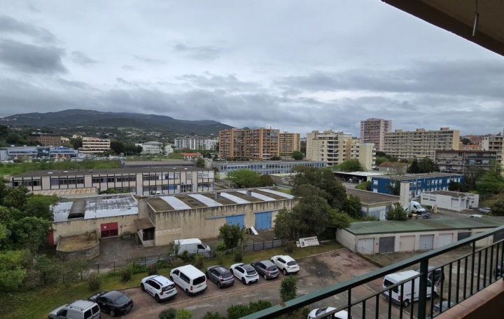 3 Pièces AJACCIO (20000)  70 m2 220 000 € 