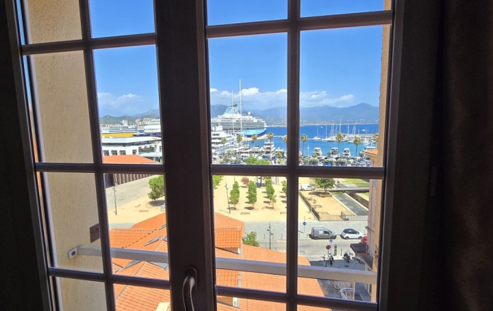 4 Pièces AJACCIO (20000)  96 m2 499 000 € 