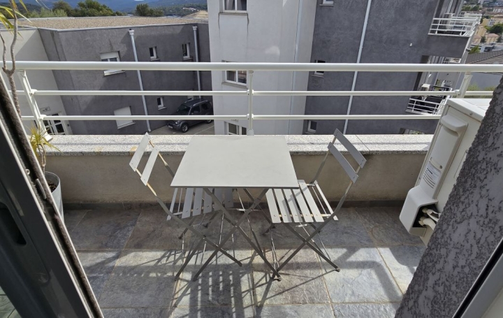 Studio CORTE (20250)  22 m2 105 000 € 